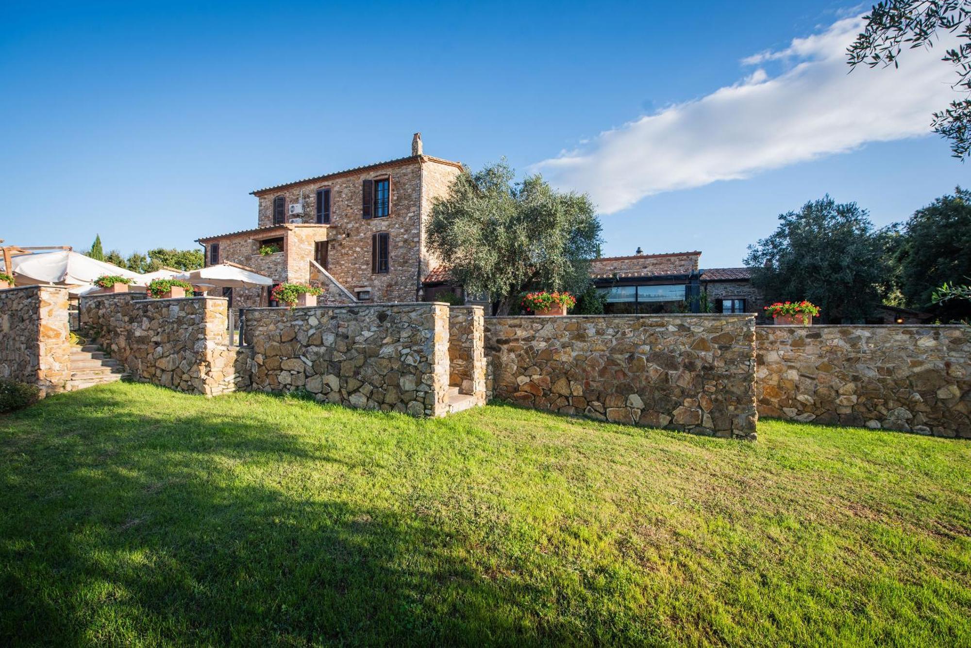 Gasthaus Fattoria Pianetti Manciano Exterior foto